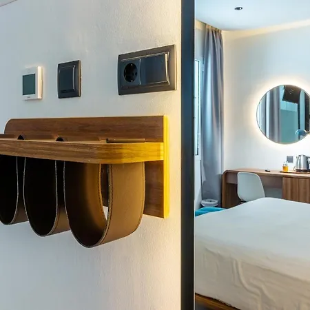 Vendégház Flatguest Roomtiques Private *