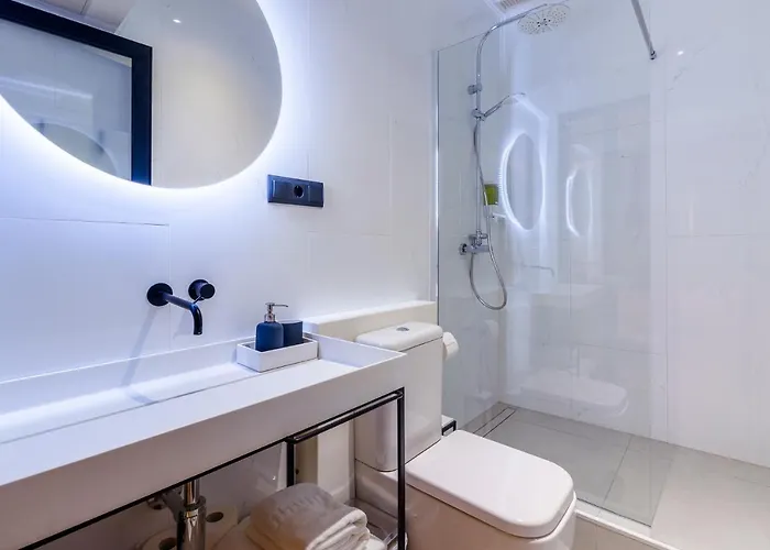 Flatguest Roomtiques Private