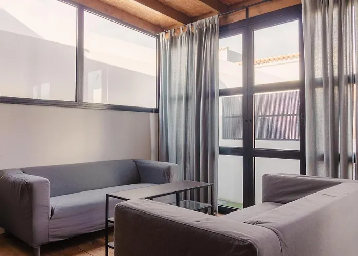 Flatguest Roomtiques Private