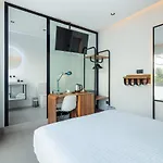 Pensjonat Flatguest Roomtiques Private 3*