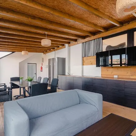 Flatguest Roomtiques Private Penzion 3*
