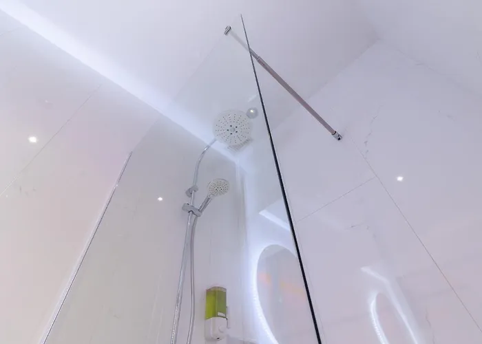 Flatguest Roomtiques Private Pensionat