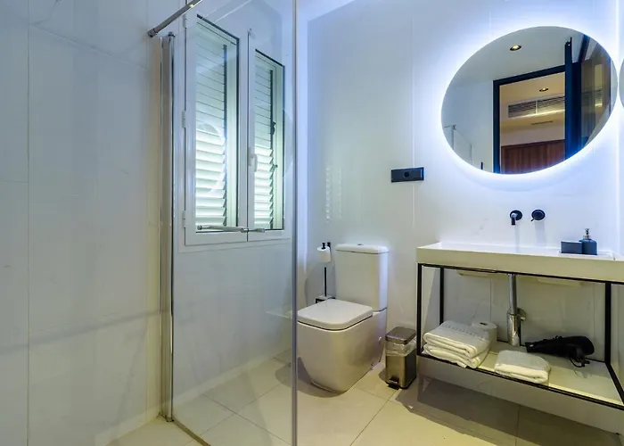 Flatguest Roomtiques Private 3*