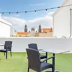 Flatguest Roomtiques Private 3*