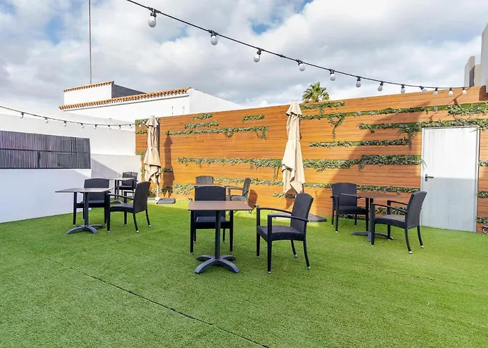 Flatguest Roomtiques Private